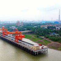 有利于砂石外運(yùn)！江西首座萬(wàn)噸級(jí)碼頭建成